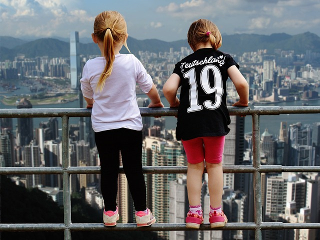 香港中学插班季，5所直资学校11月有开放日，家长和孩子可到校了解